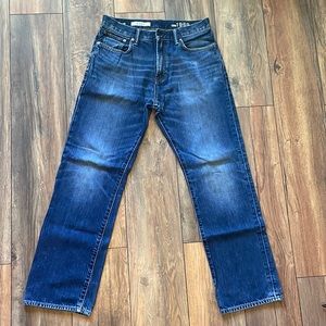 gap easy fit 33 x32 relaxed fit Mens medium wash jeans